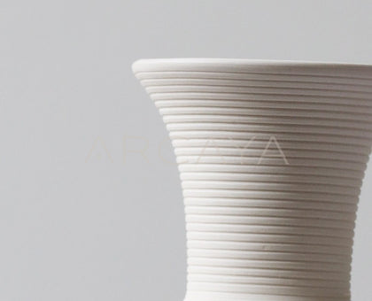 Chinese Mini Ceramic Jar Bud Vase - scene