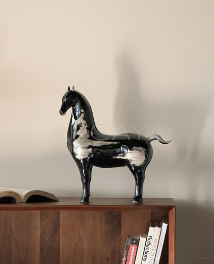 Ceramic Tang Horse Ornament - scene