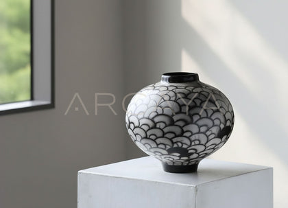 Wabi Sabi Jingdezhen Handmade Ceramic Jar - scene