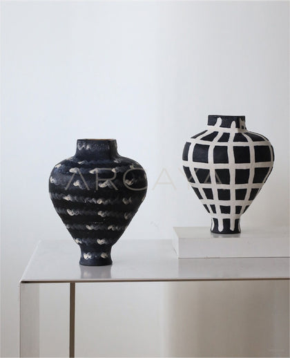 Dadan Jingdezhen Art Jar Vase Entryway - scene