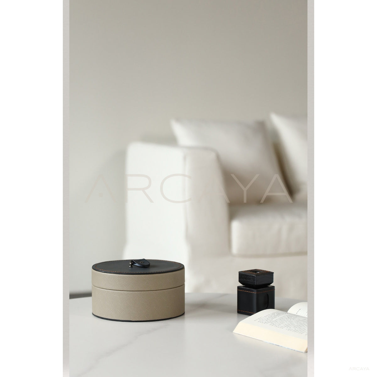 Leather Round Jewelry Storage Box in detail