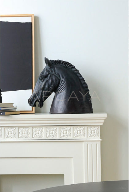 Horse Ornament Tv Stand - scene