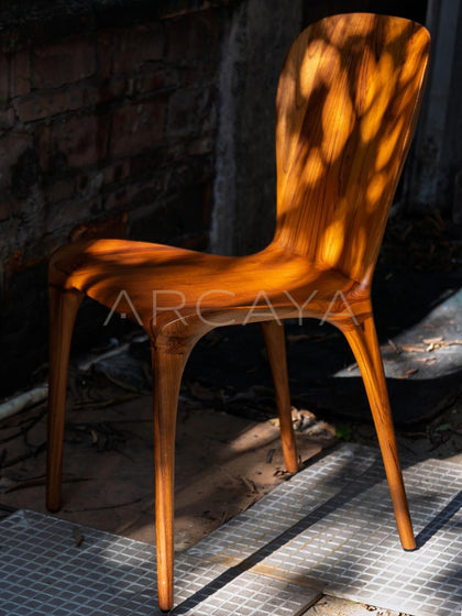 Teak Chair Light And Shadow - detail