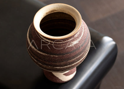 Dadan Marbled Clay Ceramic Vase - scene