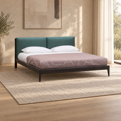 Bed A B40 - scene