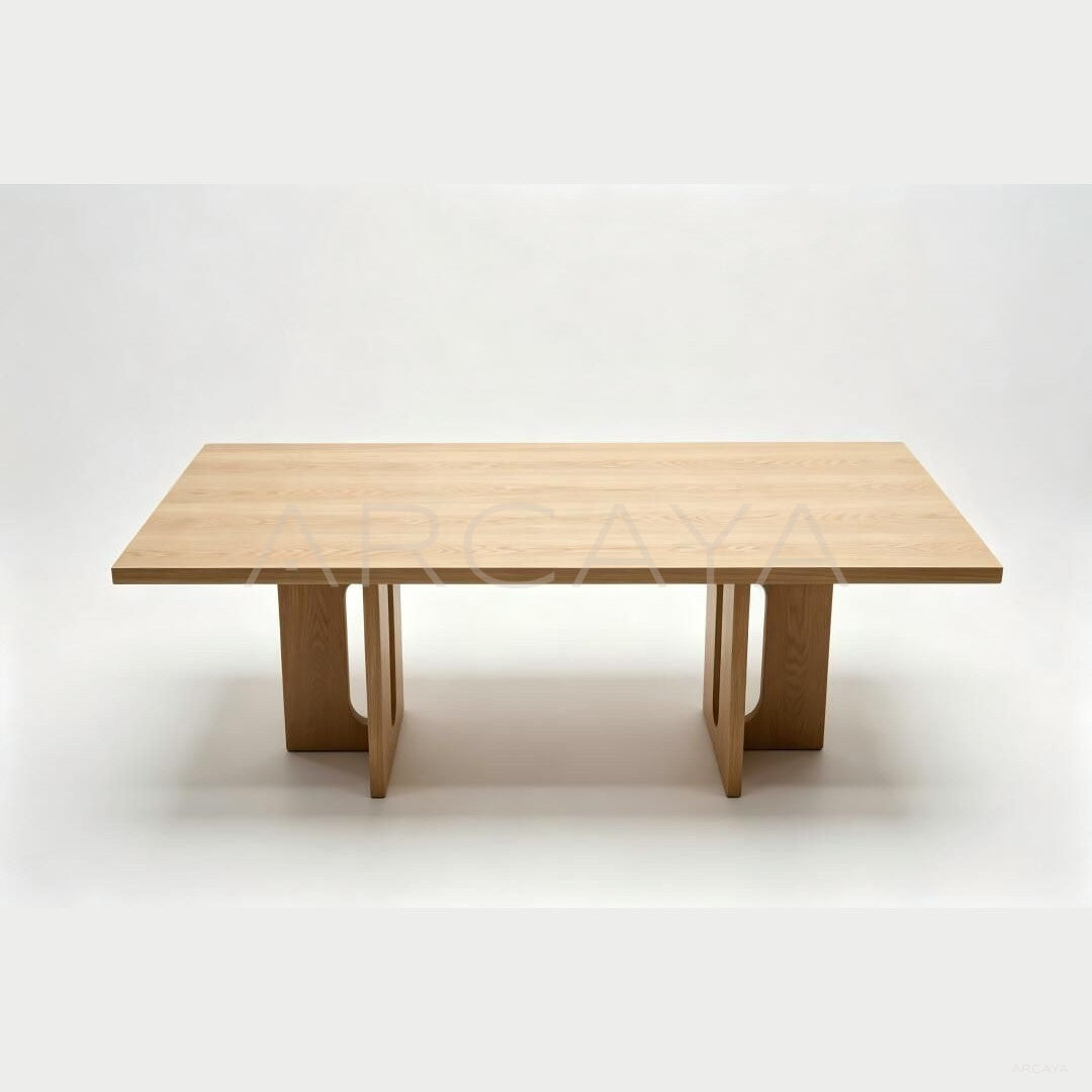 Androgyne Long Table in detail