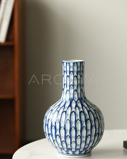 New Chinese Blue White Fish Scale Vase - scene