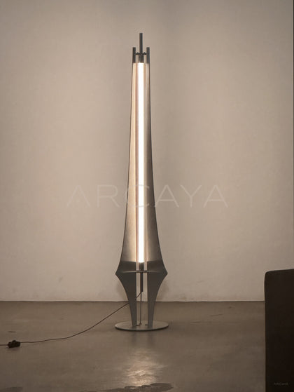 Sens Tower Floor Lamp - scene