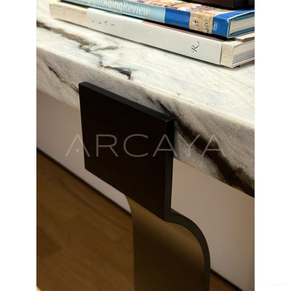 Black White Textured Entryway Table - scene