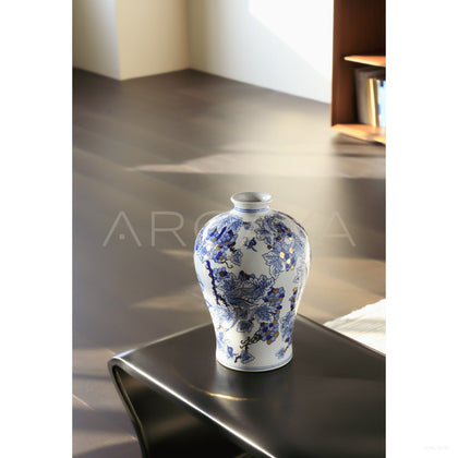 Jingdezhen Blue White Narrow Mouth Vase - scene