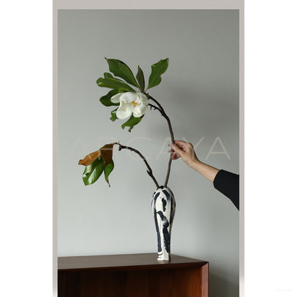 Dadan Hand Painted Ink Pattern Long Neck Vase - scene