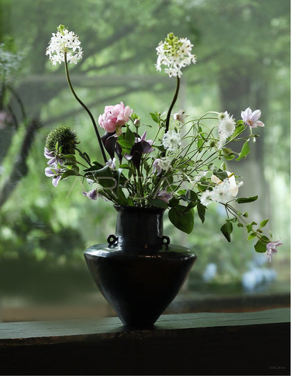 Dadan Handmade Conical Double Ear Vase - scene