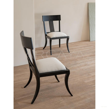 Hera Curved Chair - scene