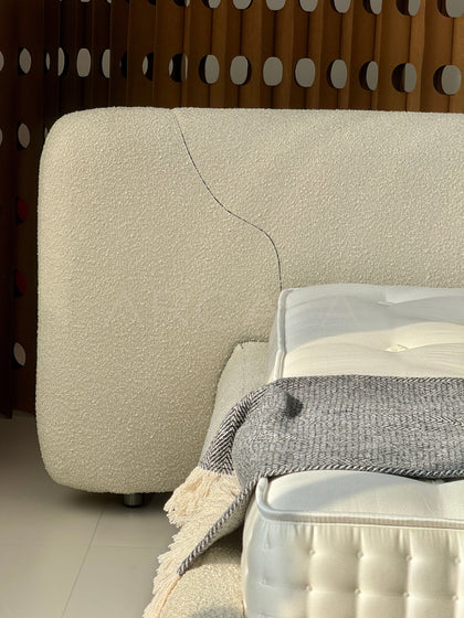 Embracing Bed - detail