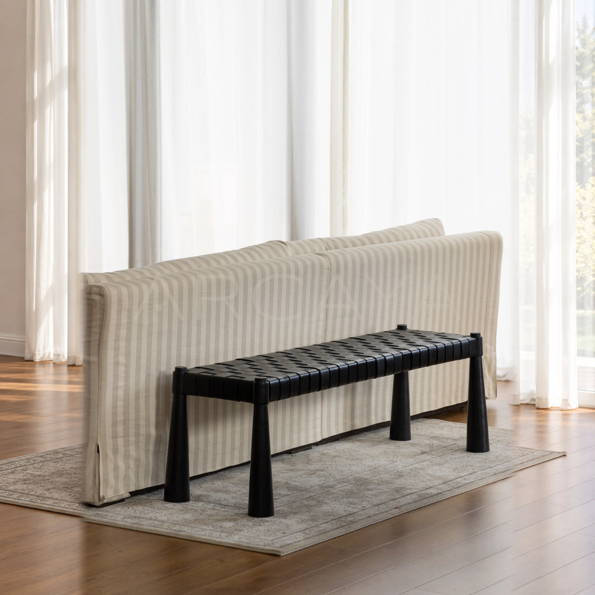 Elegant Bench in detail