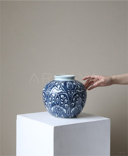 Blue White Porcelain Jar Vase Dining - scene