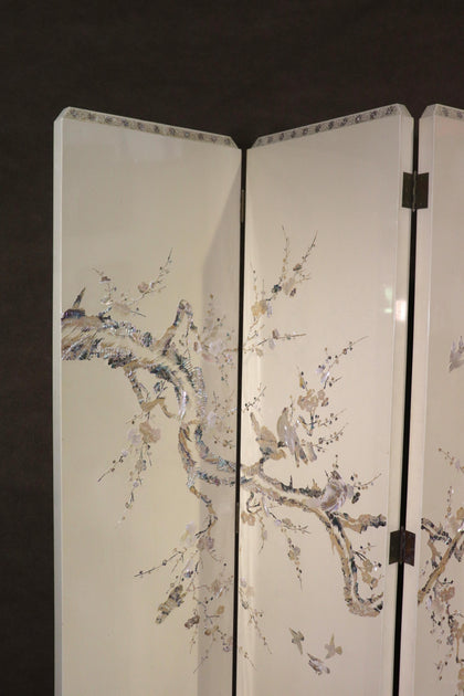Mother Of Pearl French Chinoiserie Screen - scene