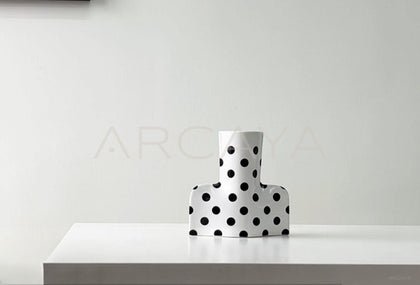 Chinese Polka Dot Ceramic Vase - scene