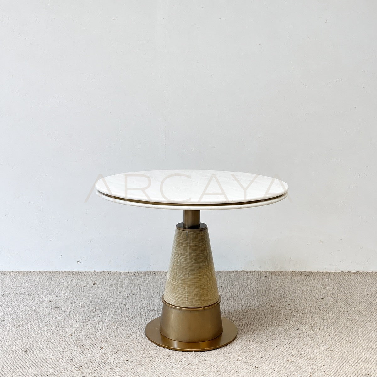 Small Round Table 2 - main