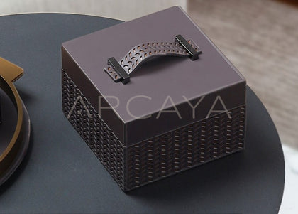 French Tissue Box - scene