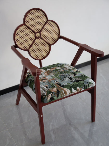 Clover Tea Table Master Chair - scene