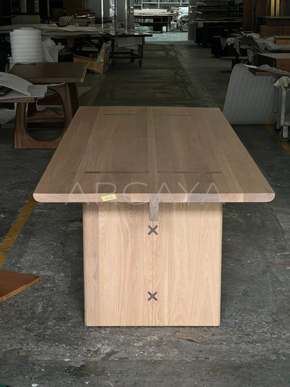 Josei White Oak Solid Wood Table - scene