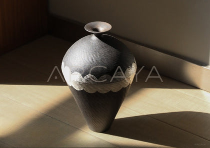 Dadan Silver Glaze Jingdezhen Designer Vase - scene