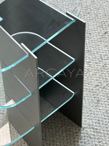Aesthetic Side Table - detail