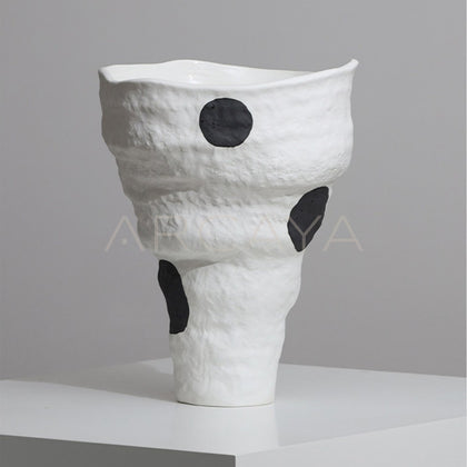 Dadan Designer Wabi Sabi Jingdezhen Vase - main