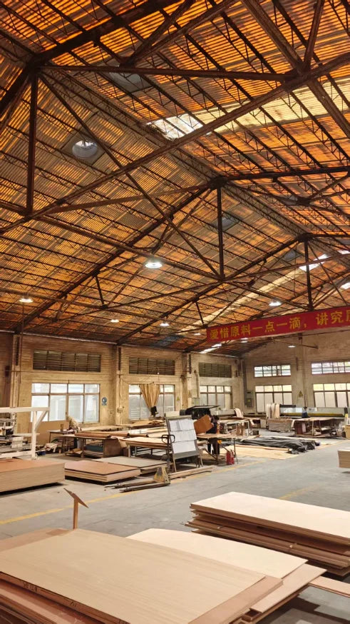 Furniture workshop inspected during production