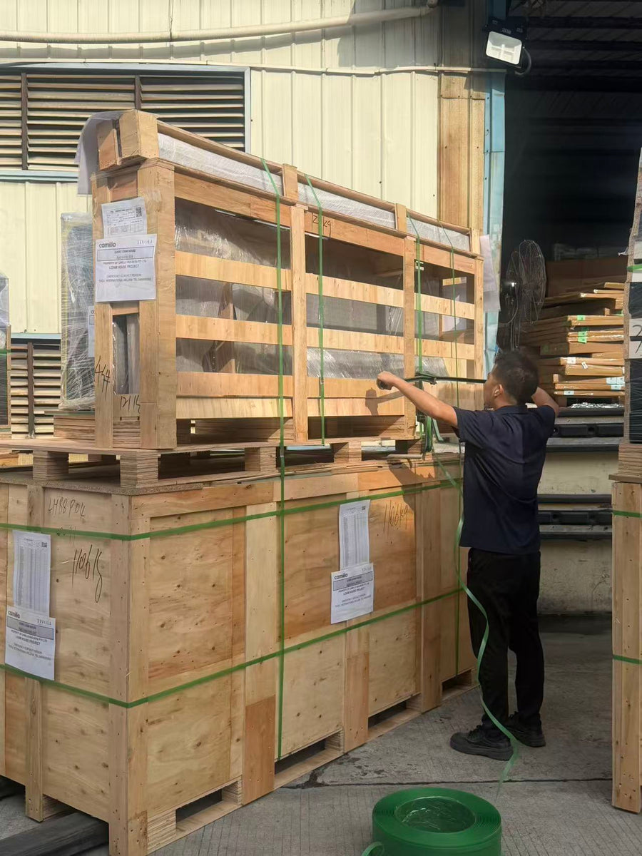 Export crating and packaging