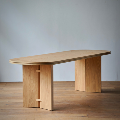 Harbor Crest Dining Table
