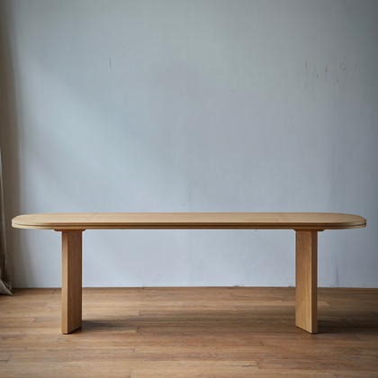 Harbor Crest Dining Table