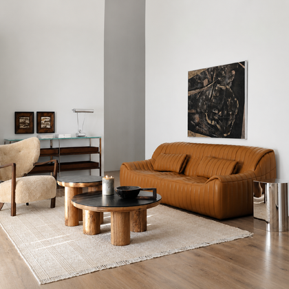 Della Vale Straight Sofa