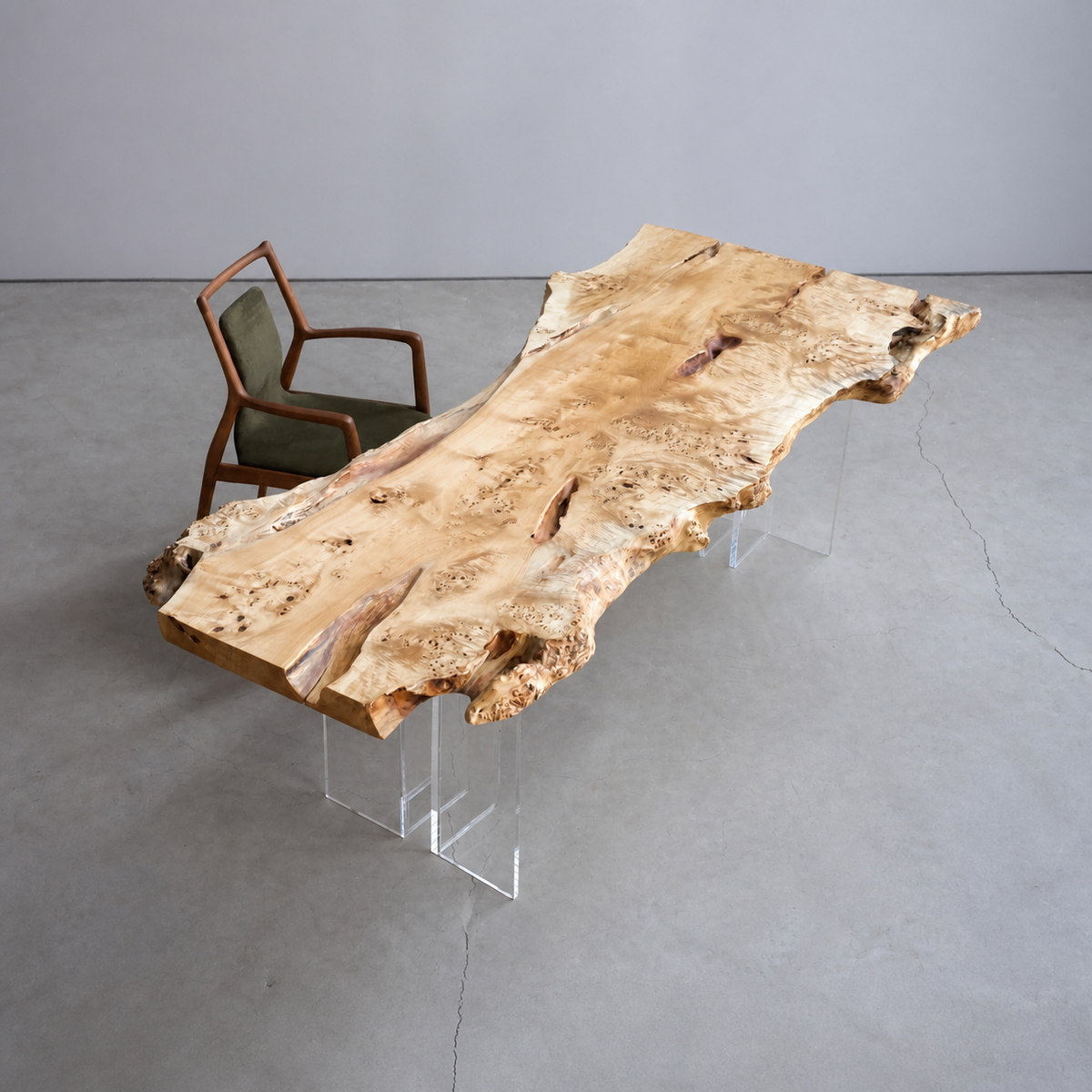 Willow Reef Dining Table
