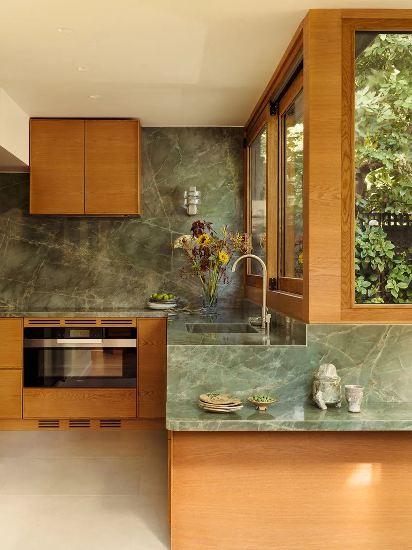 Let stone add natural movement