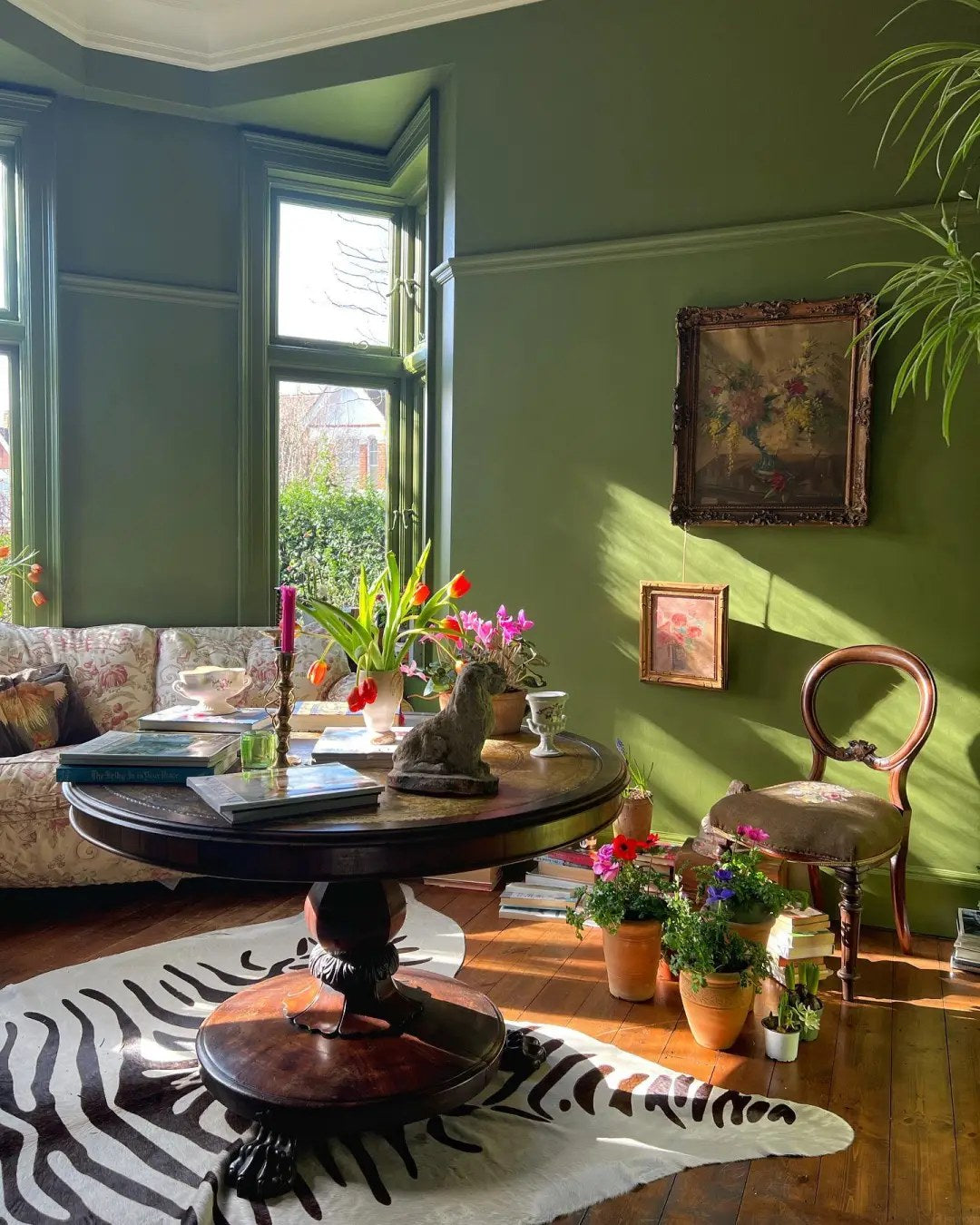 Use Side Tables and Lighting as Part of the Sofa Plan