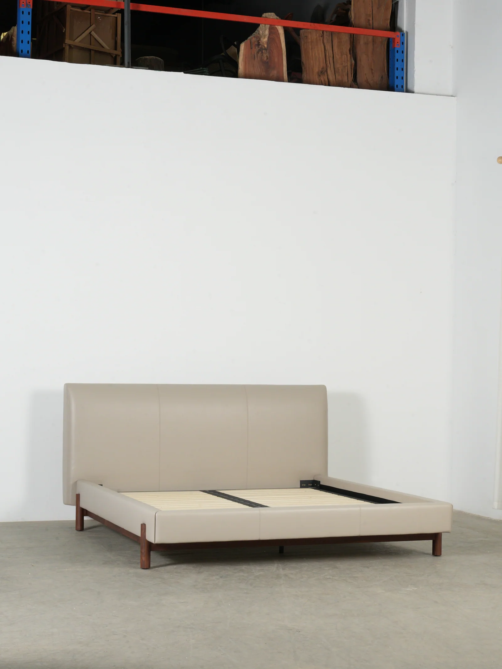 One silhouette. Your dimensions, comfort and finish.