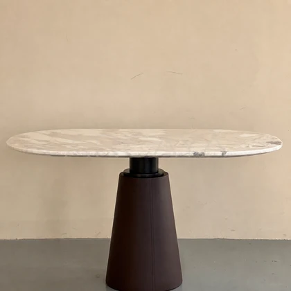 Aurelia Point Dining Table - product view 01