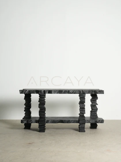 Juniper Wood Decorative Object — interior view 04