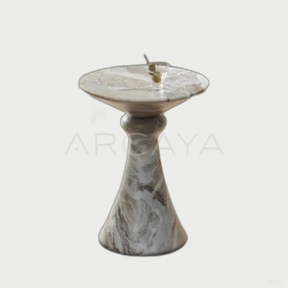 Flora House Decorative Object — neutral background 01