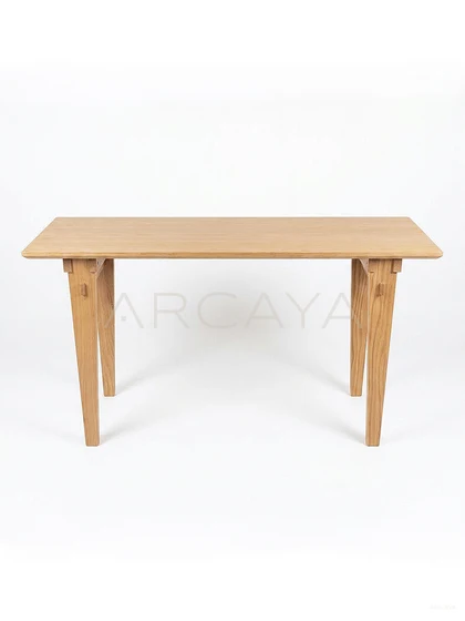 Dahlia Grove Decorative Object — interior view 07