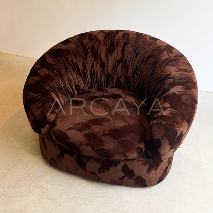 Haven Hill Lounge Chair - front view 03