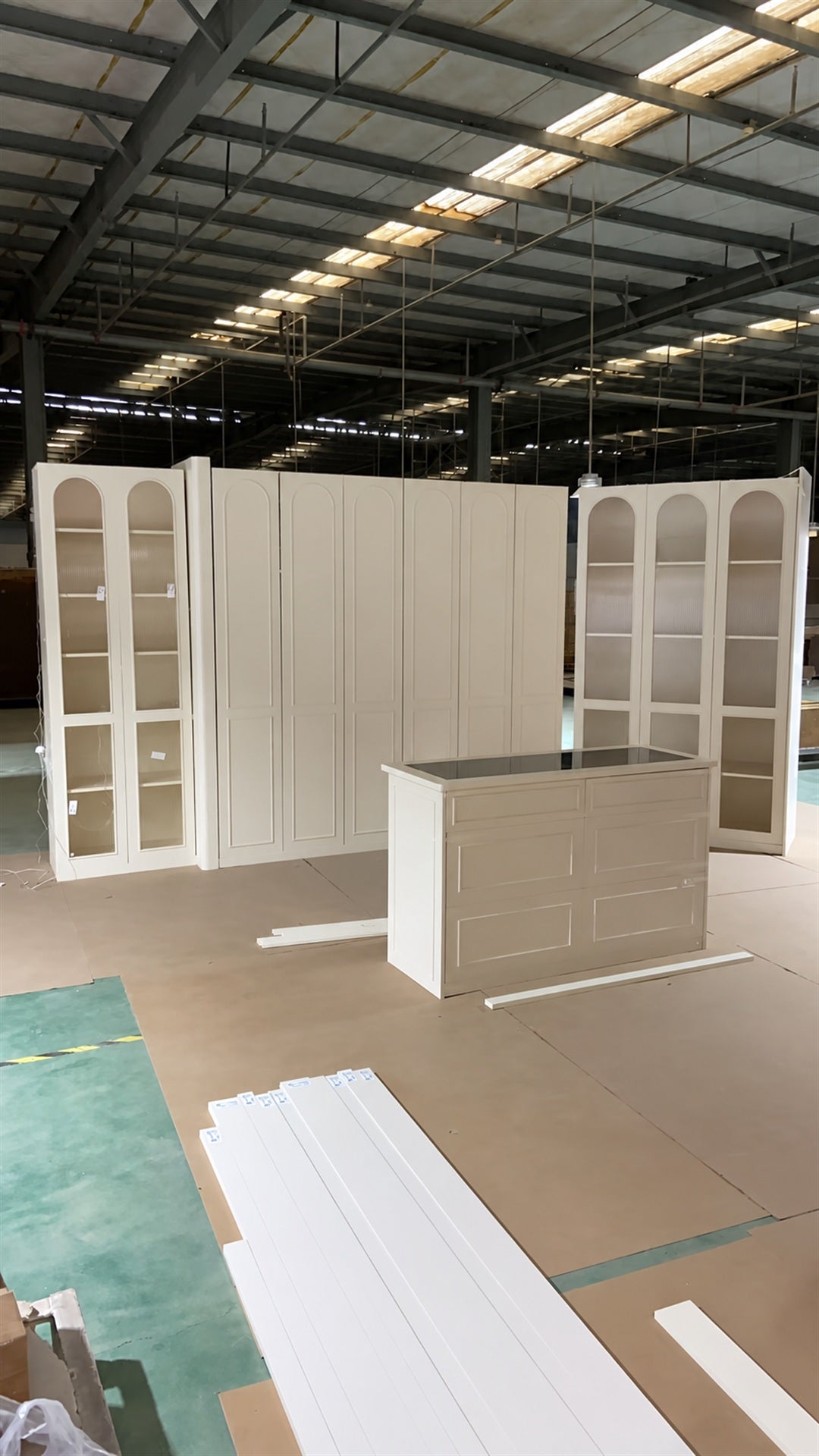 Complete main dressing room trial-assembled on the factory floor
