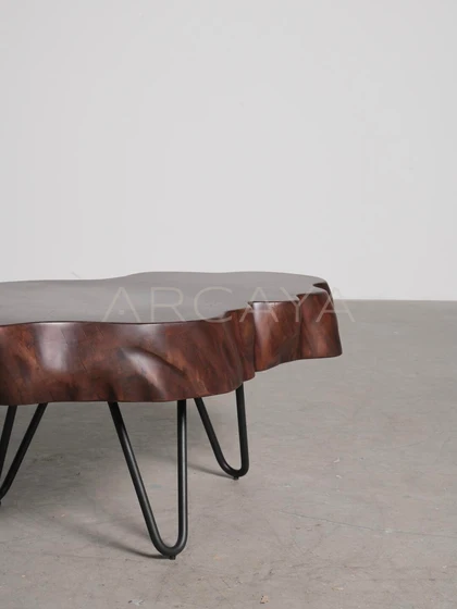 Glen Wells Coffee Table — interior view 05