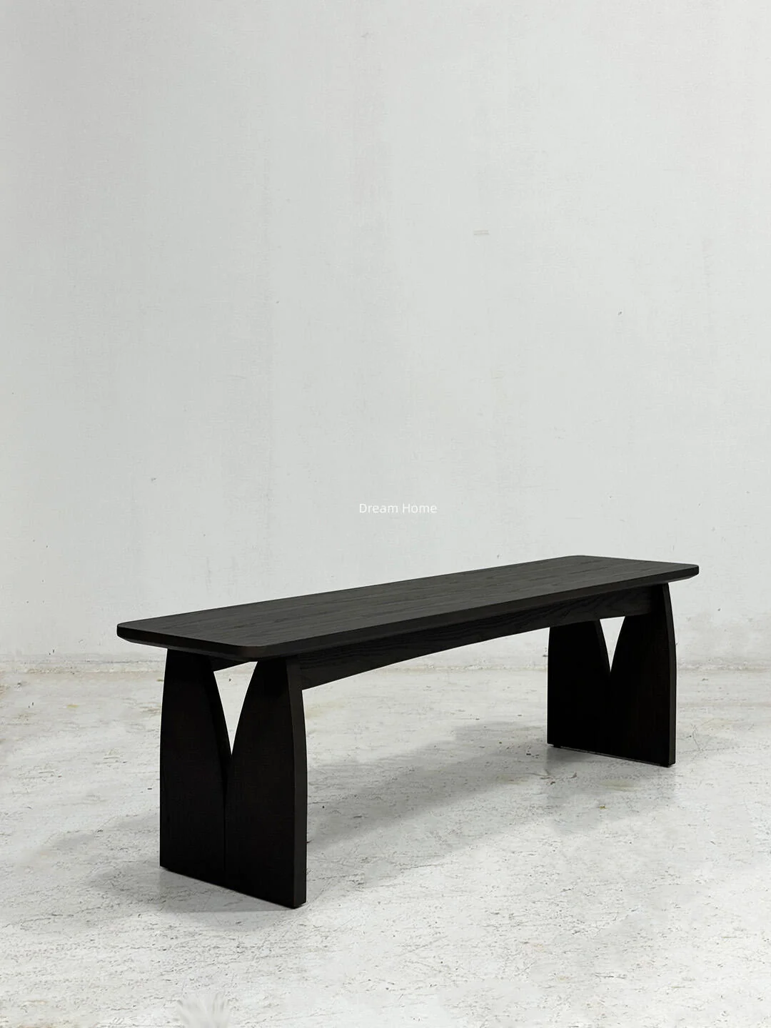 One silhouette. Your dimensions, comfort and finish.