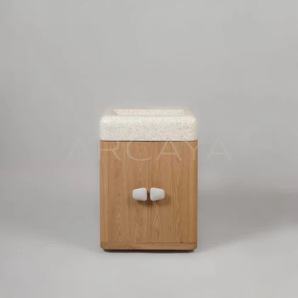 Iris Court Decorative Object — interior view 03