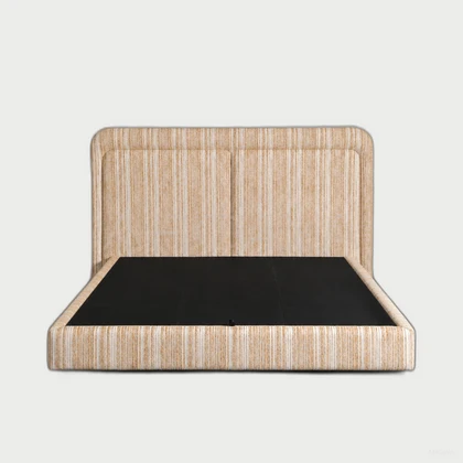 Reed Crest Bed — neutral background 01