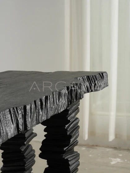 Juniper Wood Decorative Object — interior view 07