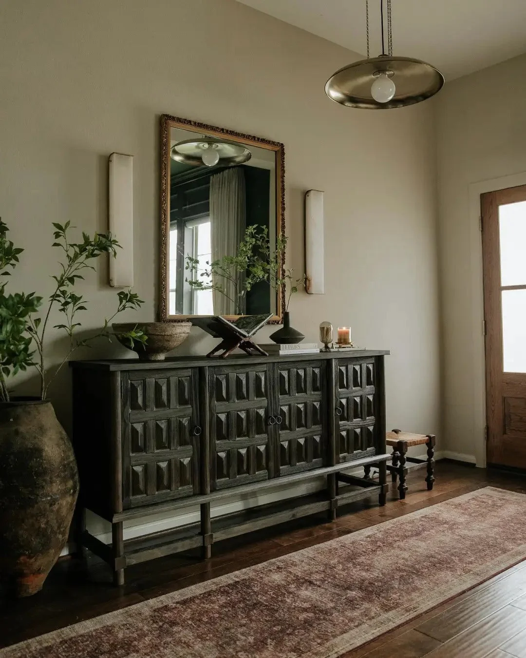 A sideboard can work like a styling anchor when the objects are edited.